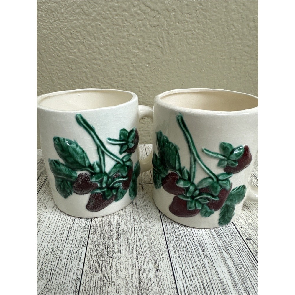 Vintage Handmade Strawberry Mugs On Vine Set Of 2 Country Kitchen Shabby Chic